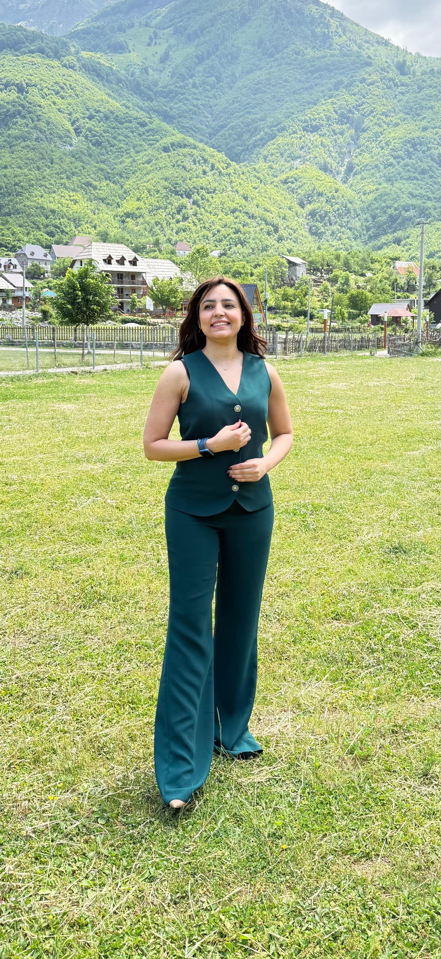 Cut suit dark green